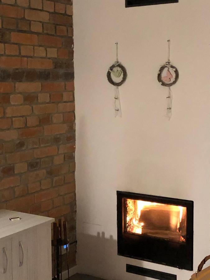 Kamienica Z Kominkiem Węgorzewo Exteriör bild